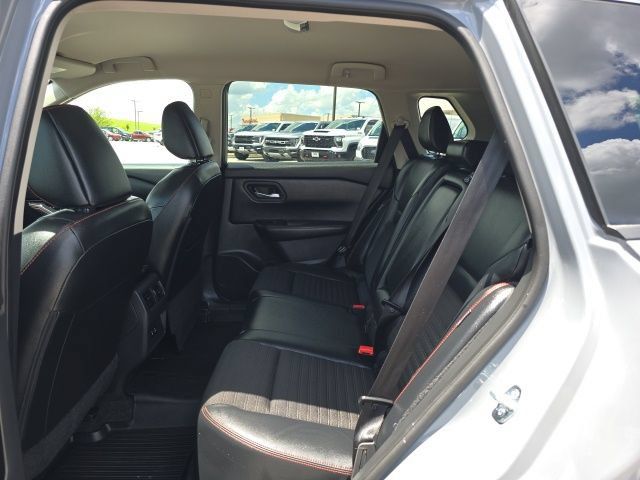 Used 2025 Nissan Rogue SV w/ Rock Creek Premium Package AWD/4WD image 15