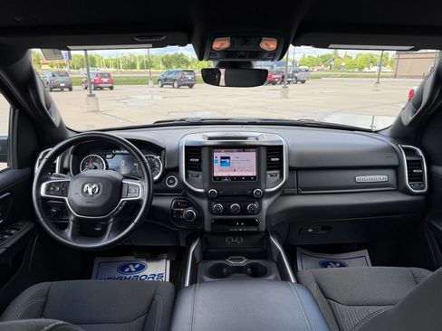 Used 2022 RAM 1500 Big Horn AWD/4WD image 14