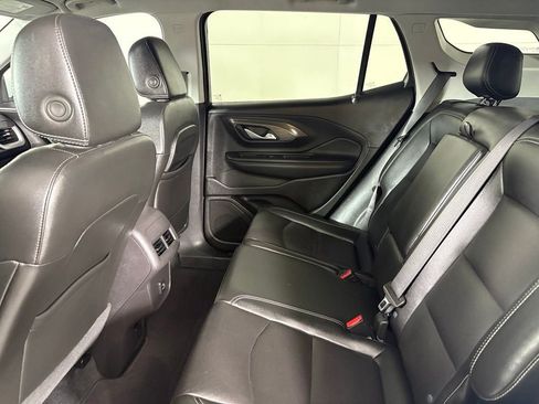 Used 2024 GMC Terrain SLT FWD image 37