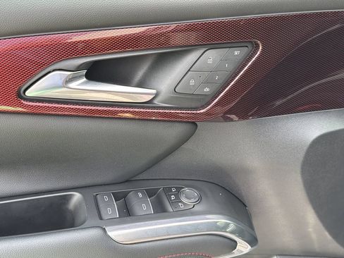 Certified 2024 Chevrolet Traverse RS FWD image 24