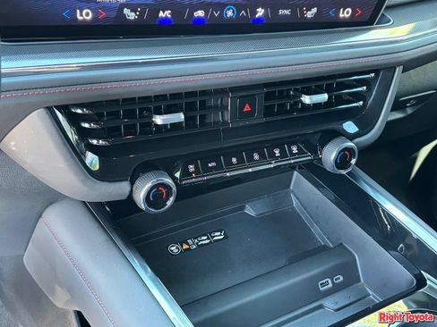 Used 2025 Chevrolet Tahoe RST w/ Comfort Package AWD/4WD image 30