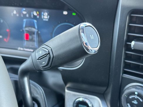 New 2026 Ford F250 Platinum image 24