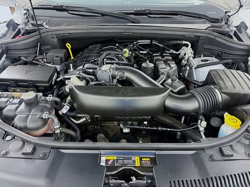 Used 2023 Dodge Durango GT AWD/4WD image 30