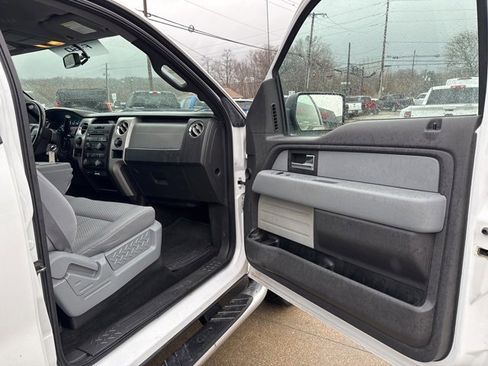 Used 2012 Ford F150 XLT w/ XLT Chrome Pkg image 34