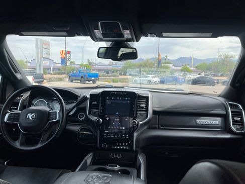 Used 2022 RAM 2500 Laramie w/ Night Edition image 20