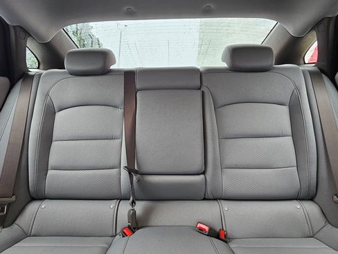 Used 2025 Chevrolet Malibu LT image 25