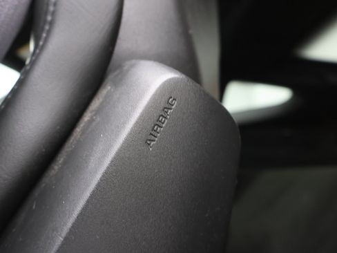 Used 2016 Chevrolet Corvette Stingray Coupe w/ Carbon Flash Badge Package RWD image 34