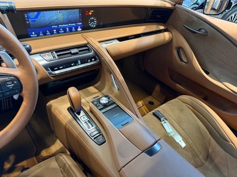 Certified 2023 Lexus LC 500 Coupe w/ Dynamic Handling Package RWD image 27