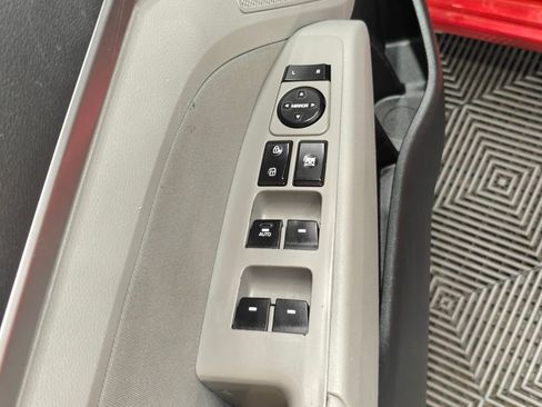 Used 2020 Hyundai Elantra Value Edition image 40