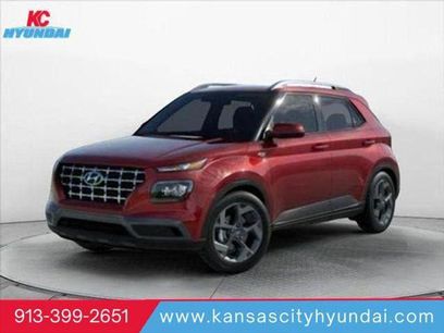 New 2025 Hyundai Venue SEL