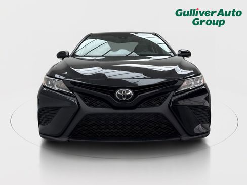 Used 2018 Toyota Camry SE w/ Convenience Package FWD image 14