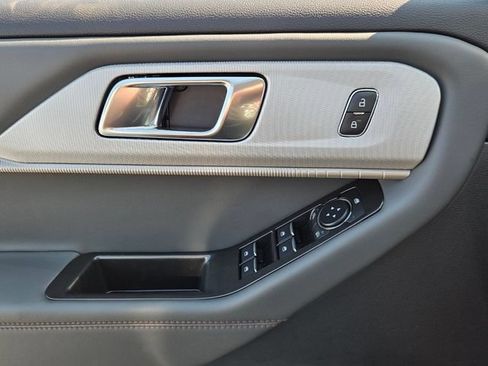 New 2026 Ford Explorer Active RWD image 52