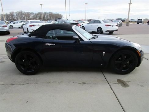 Used 2007 Pontiac Solstice GXP image 6