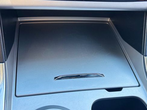 Certified 2021 Ford Explorer XLT w/ Equipment Group 202A image 59