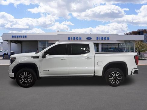 Used 2025 GMC Sierra 1500 AT4 w/ AT4 Premium Package AWD/4WD image 5