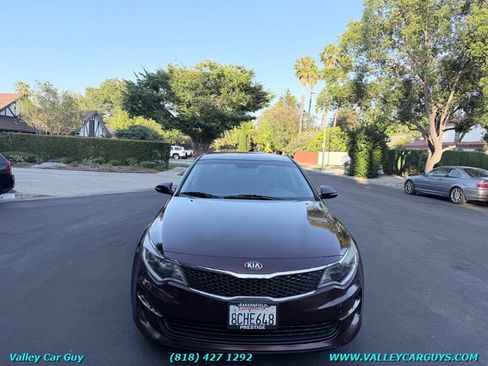 Used 2016 Kia Optima LX w/ Option Group 014 FWD image 2