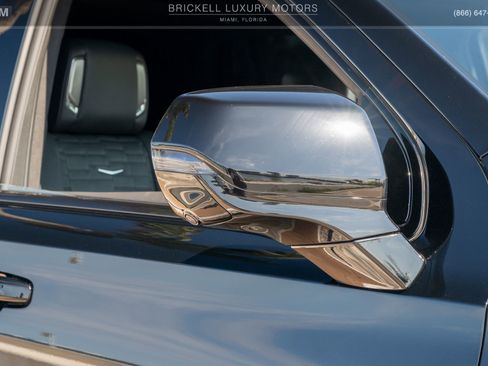 Used 2026 Cadillac Escalade Platinum Sport w/ LPO, ONYX Package AWD/4WD image 54