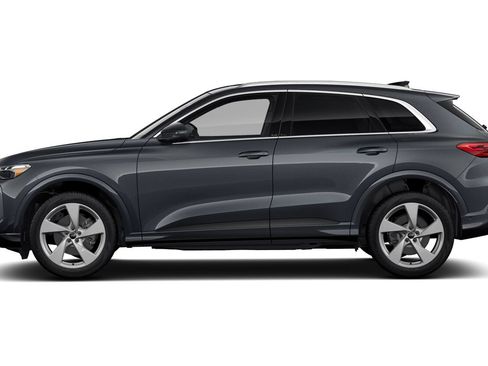 Certified 2025 Audi Q5 Premium Plus w/ Premium Plus AWD/4WD image 8