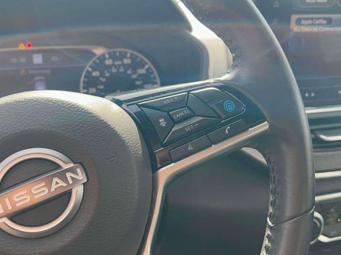 Used 2023 Nissan Altima 2.5 SV w/ SV Premium Package image 21