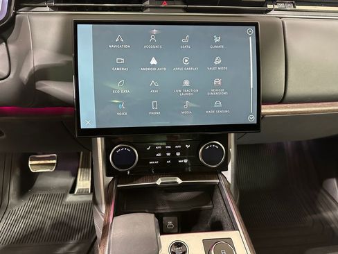 Used 2023 Land Rover Range Rover SE AWD/4WD image 26