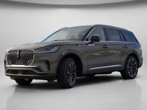 Used 2025 Lincoln Aviator Reserve w/ Equipment Group 201A image 16