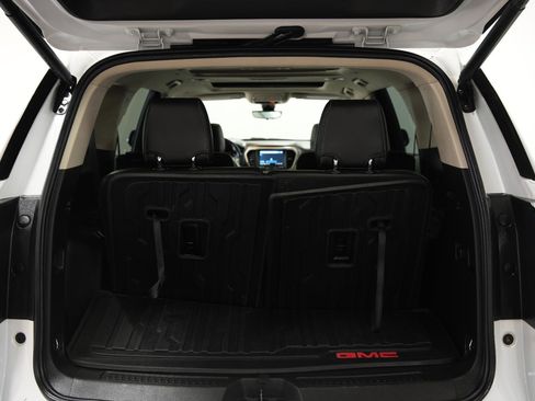 Used 2022 GMC Acadia Denali w/ Denali Ultimate Package image 14