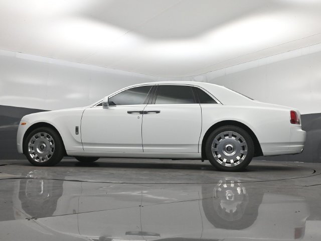 Used 2013 Rolls-Royce Ghost RWD image 15