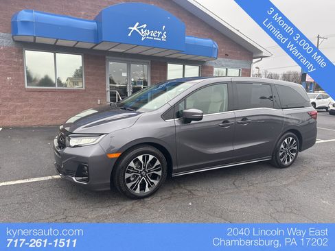 Used 2025 Honda Odyssey Elite image 1