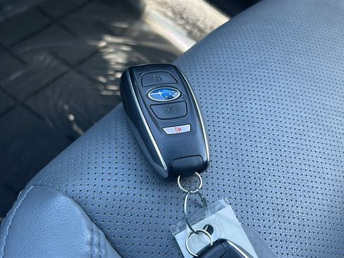 Used 2018 Subaru Outback 2.5i Limited AWD/4WD image 29
