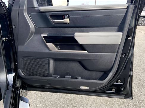 Used 2023 Toyota Tundra Limited image 22