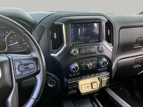 Used 2021 GMC Sierra 1500 AT4 w/ AT4 Premium Package AWD/4WD image 7