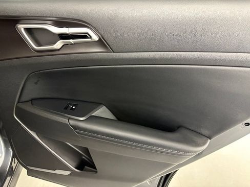 New 2026 Kia Sportage EX FWD image 40