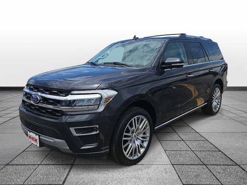 Used 2024 Ford Expedition Limited AWD/4WD image 1