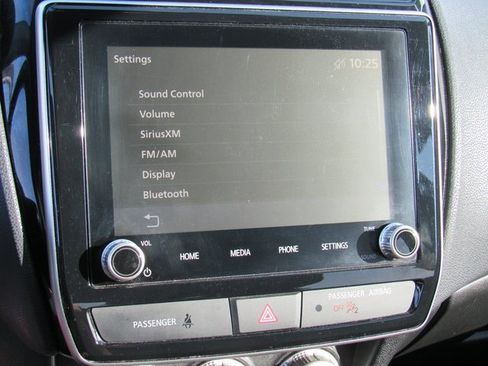 Used 2022 Mitsubishi Outlander Sport SE image 12