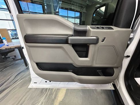 Used 2018 Ford F150 XLT w/ Trailer Tow Package AWD/4WD image 47