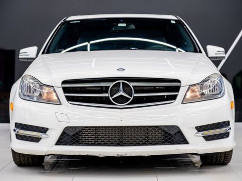 Used 2014 Mercedes-Benz C 250 Sedan image 2