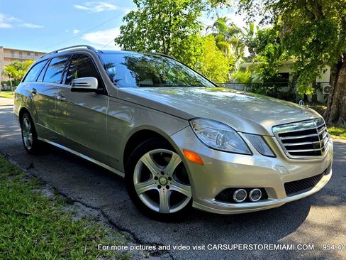 Used 2011 Mercedes-Benz E 350 4MATIC Wagon image 22