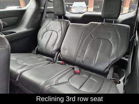 Used 2019 Chrysler Pacifica Touring Plus w/ S Appearance Package FWD image 22