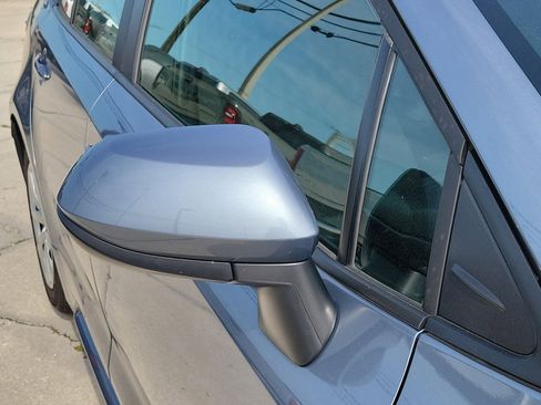 Used 2025 Toyota Corolla LE image 9