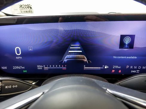 Certified 2025 Buick Envision Preferred image 19