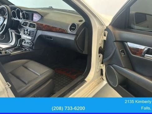 Used 2013 Mercedes-Benz C 300 4MATIC Sedan image 27