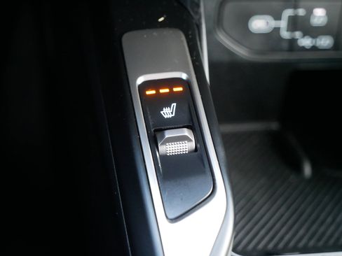 Certified 2025 Kia Sorento S image 28