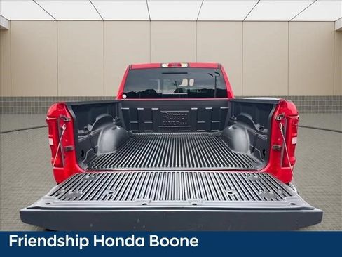 Used 2025 RAM 1500 Big Horn AWD/4WD image 24