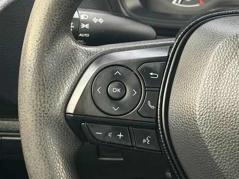 Used 2020 Toyota Corolla LE image 27