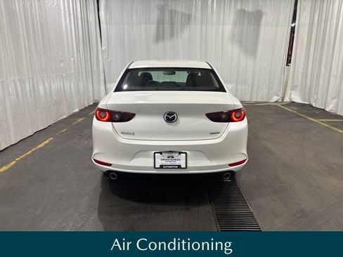 Used 2024 MAZDA MAZDA3 s FWD image 4