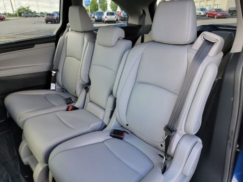 Used 2024 Honda Odyssey Touring image 22