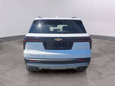Used 2026 Chevrolet Traverse LT AWD/4WD image 5