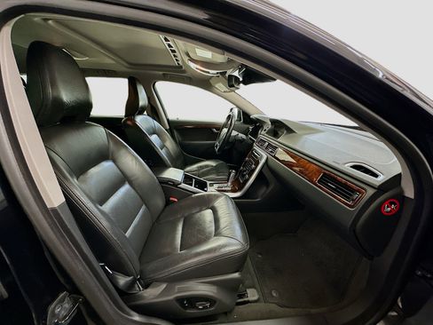 Used 2012 Volvo XC70 T6 image 32