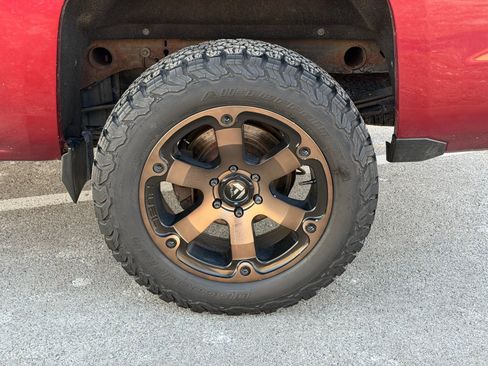 Used 2017 Chevrolet Silverado 1500 LT w/ All Star Edition image 32