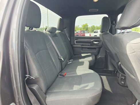 Used 2025 RAM 2500 Big Horn AWD/4WD image 16